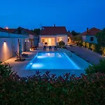 빌라 65 Large 55m2 Private Heated Pool Peaceful Escape