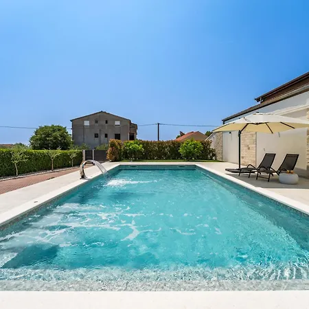 Vila 65 Large 55m2 Private Heated Pool Peaceful Escape Skabrnje