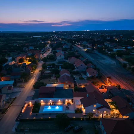 Vila 65 Large 55m2 Private Heated Pool Peaceful Escape