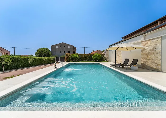 Vila 65 Large 55m2 Private Heated Pool Peaceful Escape Skabrnje