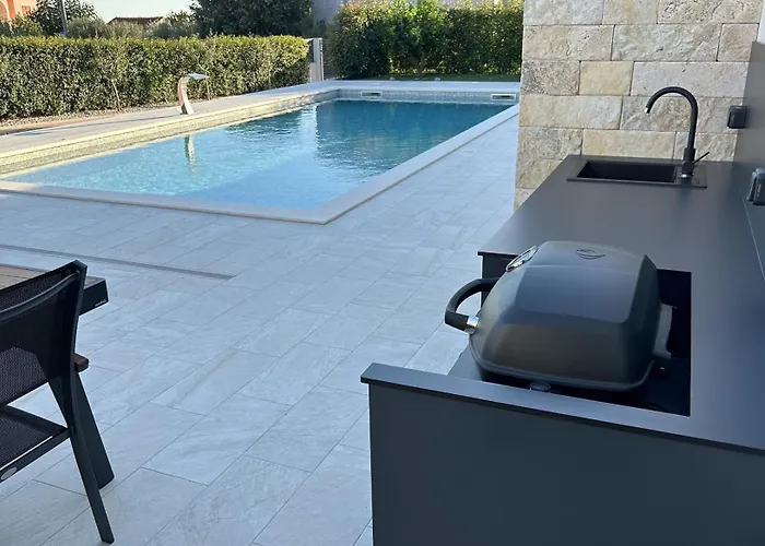 65 Large 55m2 Private Heated Pool Peaceful Escape
