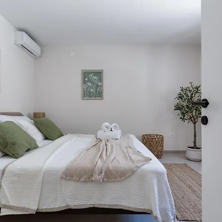 65 Large 55m2 Private Heated Pool Peaceful Escape