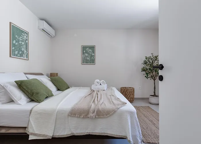 65 Large 55m2 Private Heated Pool Peaceful Escape