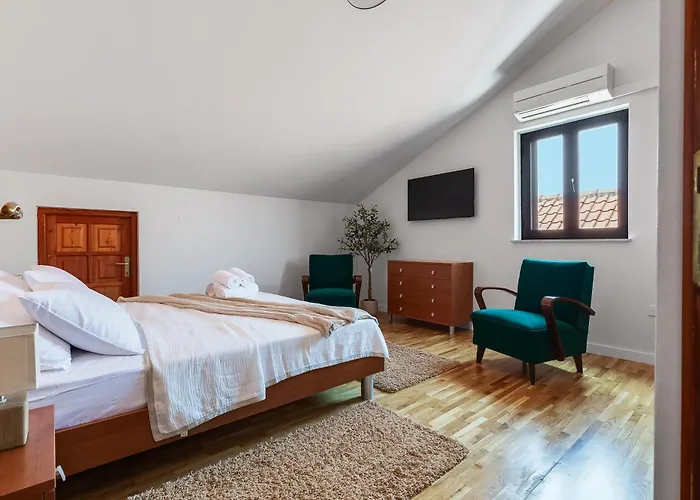 Villa 65 Large 55m2 Private Heated Pool Peaceful Escape