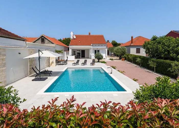 65 Large 55m2 Private Heated Pool Peaceful Escape * Skabrnje